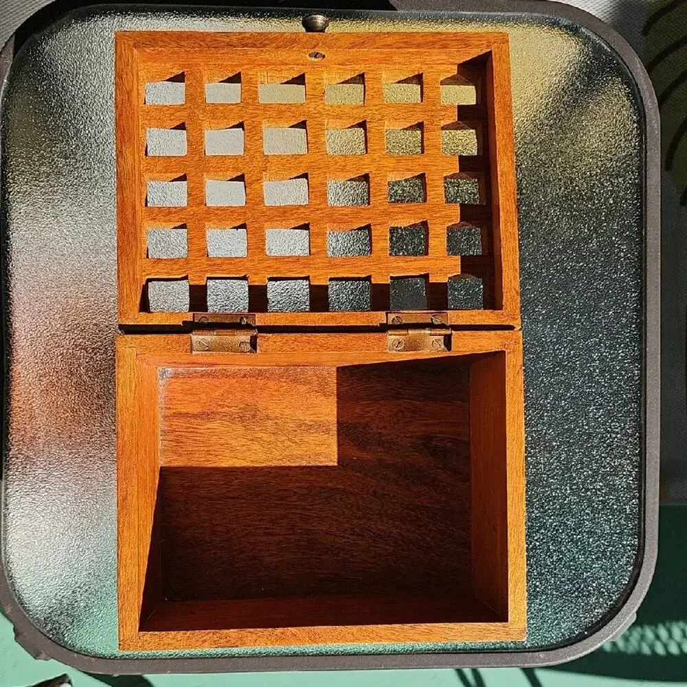 Handcrafted in India Wooden Box with Leaf Motif Open Weave Lattice Design on Lid